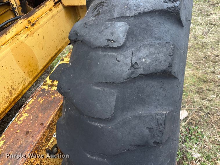 image for item JL9569 Fiat Allis FG75 motor grader