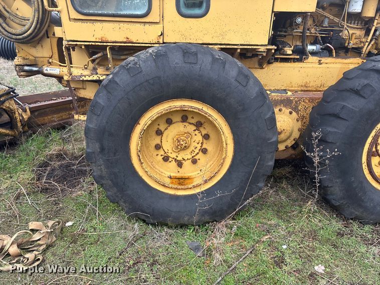 image for item JL9569 Fiat Allis FG75 motor grader