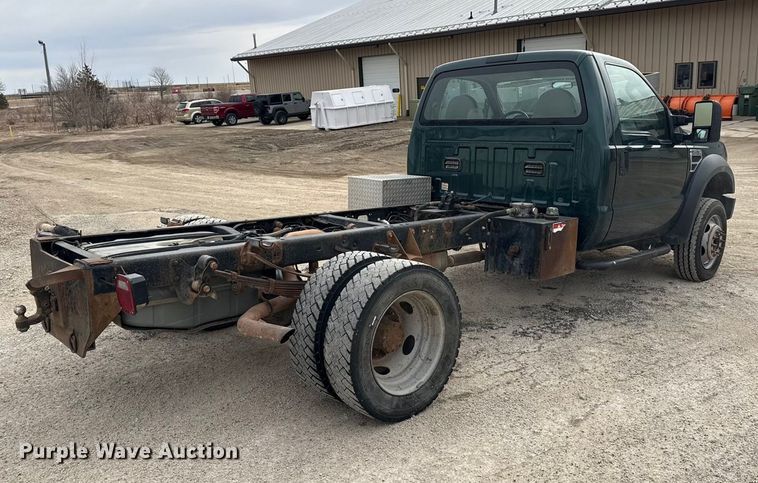 image for item MO9291 2008 Ford F450 Super Duty truck cab and chassis