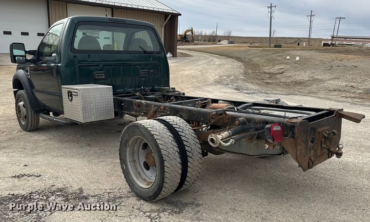 image for item MO9291 2008 Ford F450 Super Duty truck cab and chassis