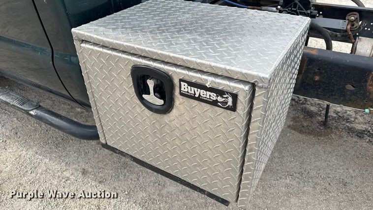 image for item MO9291 2008 Ford F450 Super Duty truck cab and chassis