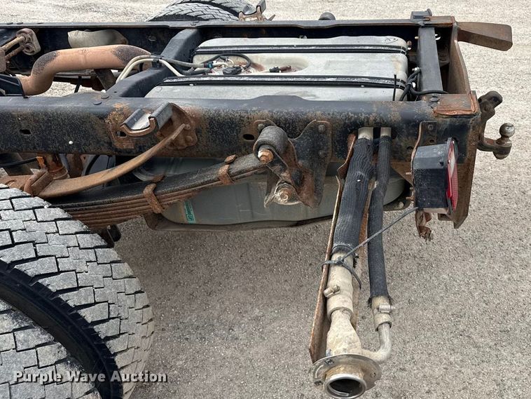 image for item MO9291 2008 Ford F450 Super Duty truck cab and chassis