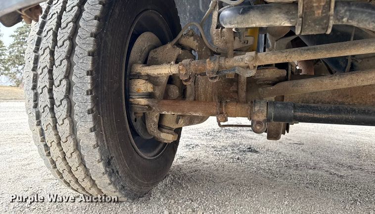 image for item MO9291 2008 Ford F450 Super Duty truck cab and chassis