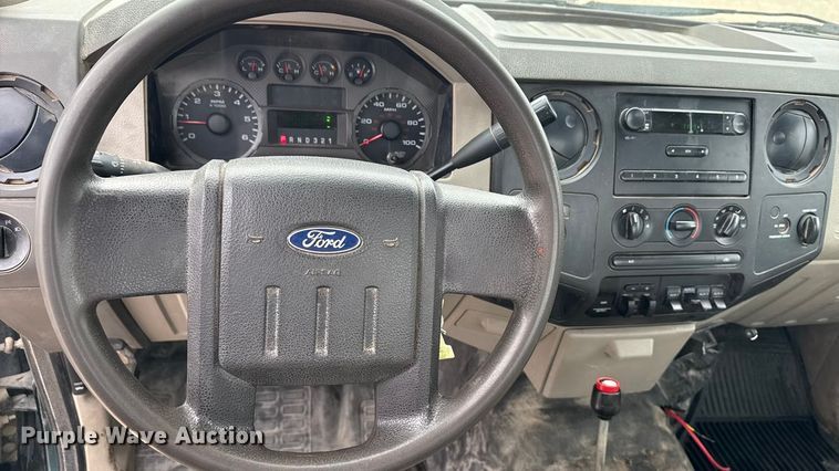 image for item MO9291 2008 Ford F450 Super Duty truck cab and chassis