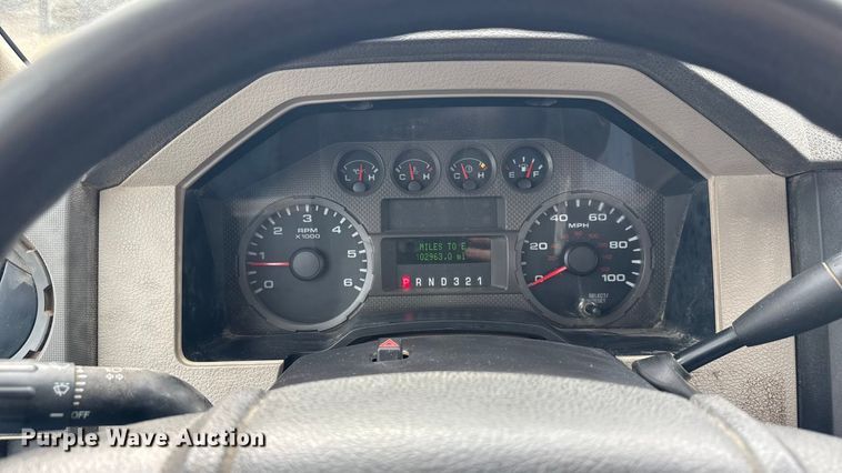 image for item MO9291 2008 Ford F450 Super Duty truck cab and chassis