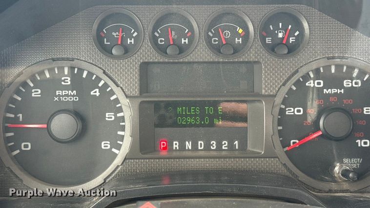 image for item MO9291 2008 Ford F450 Super Duty truck cab and chassis