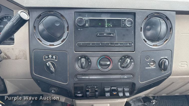 image for item MO9291 2008 Ford F450 Super Duty truck cab and chassis