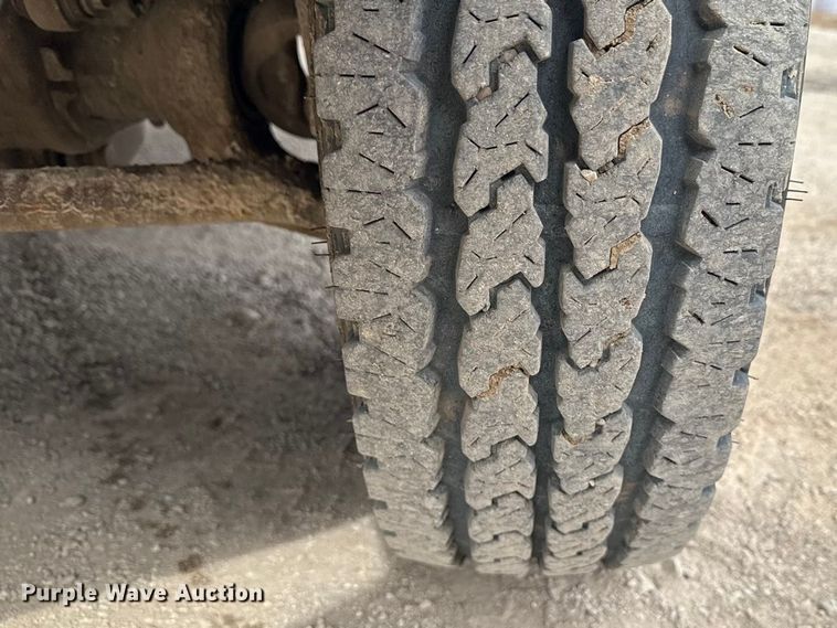 image for item MO9291 2008 Ford F450 Super Duty truck cab and chassis