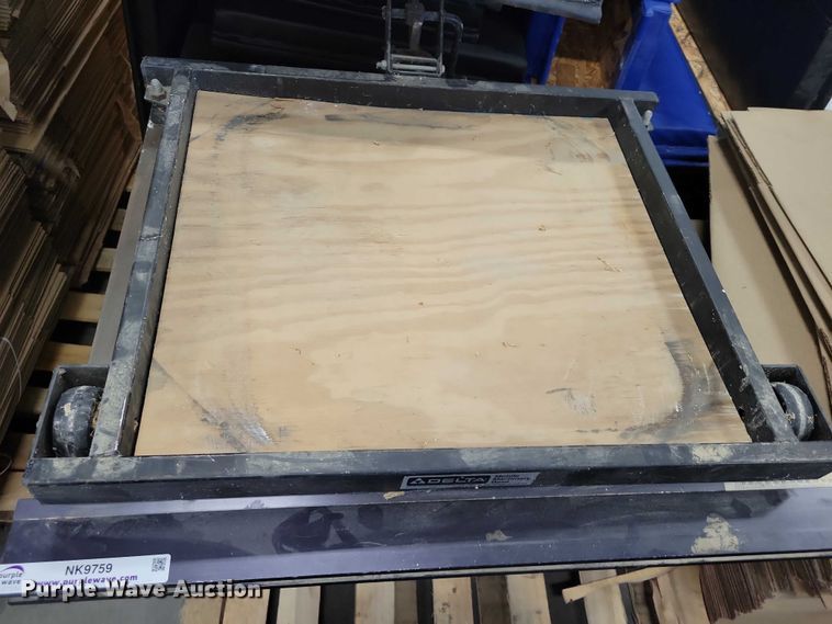 image for item NK9759 Delta Rockwell table saw