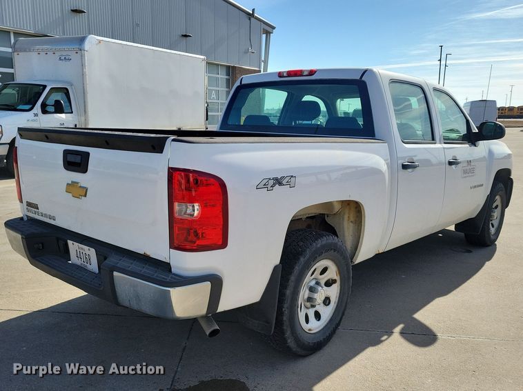 image for item NK9761 2013 Chevrolet Silverado 1500 Crew Cab pickup truck