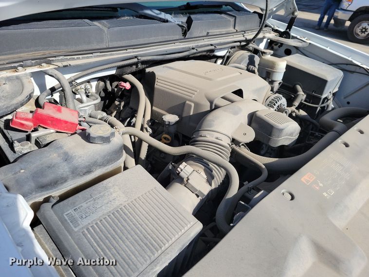 image for item NK9761 2013 Chevrolet Silverado 1500 Crew Cab pickup truck