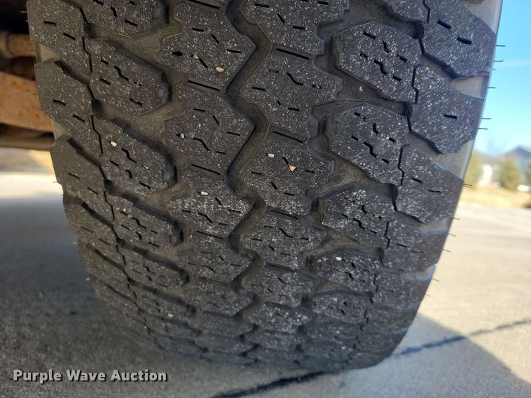 image for item NK9761 2013 Chevrolet Silverado 1500 Crew Cab pickup truck