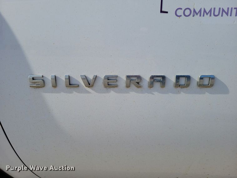 image for item NK9761 2013 Chevrolet Silverado 1500 Crew Cab pickup truck