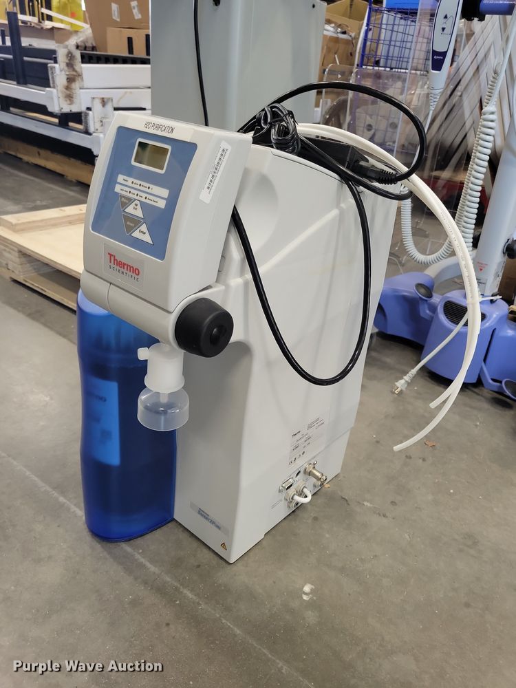 image for item NK9763 Thermo Scientific  water purification system