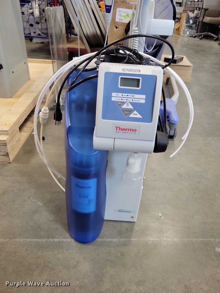 image for item NK9763 Thermo Scientific  water purification system