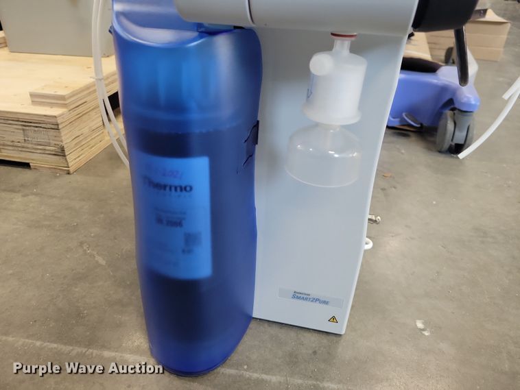 image for item NK9763 Thermo Scientific  water purification system