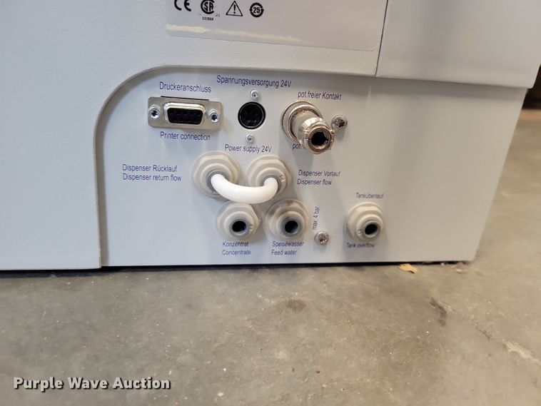 image for item NK9763 Thermo Scientific  water purification system