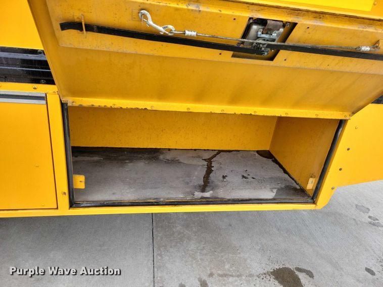 image for item NK9823 2013 IC PB105 school bus