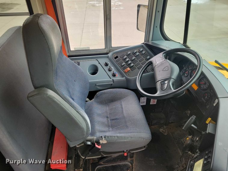 image for item NK9823 2013 IC PB105 school bus