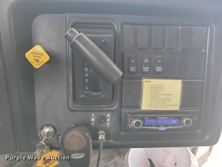 image for item NK9823 2013 IC PB105 school bus