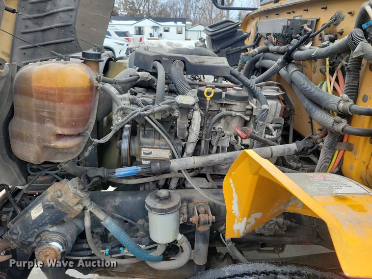 image for item NK9823 2013 IC PB105 school bus