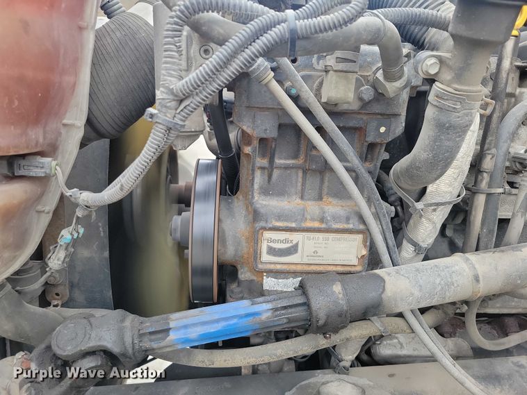 image for item NK9823 2013 IC PB105 school bus