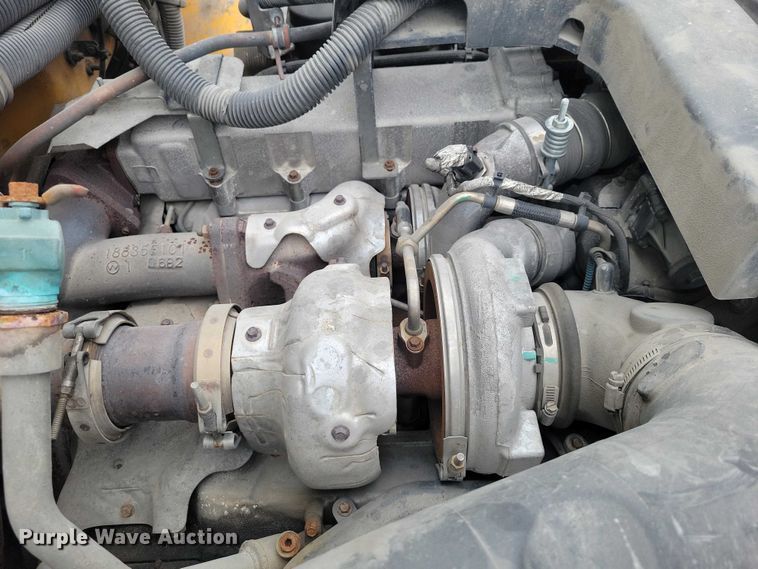 image for item NK9823 2013 IC PB105 school bus