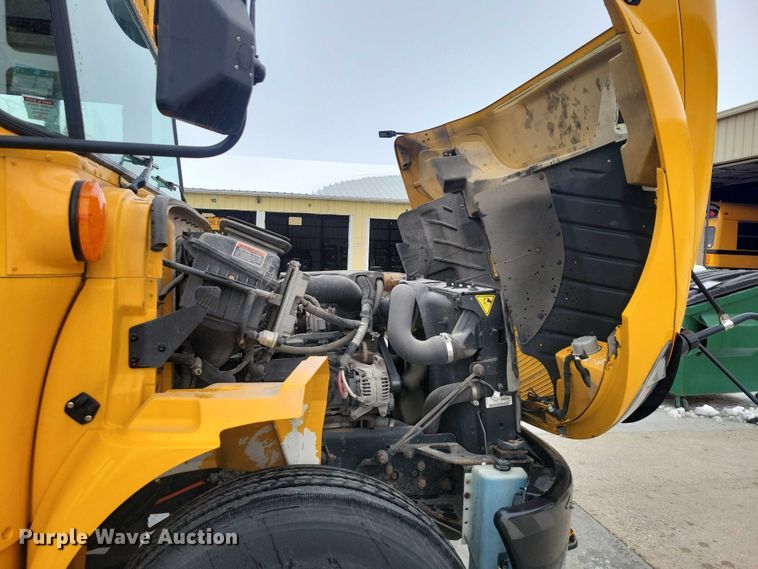 image for item NK9823 2013 IC PB105 school bus