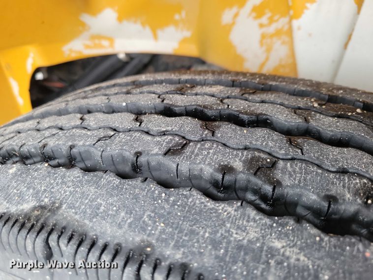 image for item NK9823 2013 IC PB105 school bus