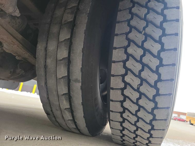 image for item NK9823 2013 IC PB105 school bus