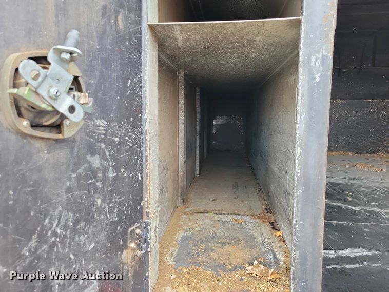 image for item NK9853 2007 International DuraStar 4400 chipper truck