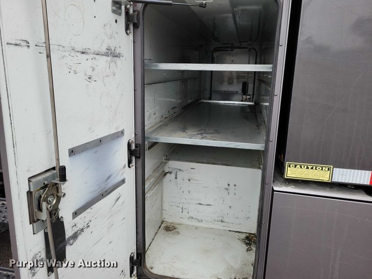 image for item NK9853 2007 International DuraStar 4400 chipper truck