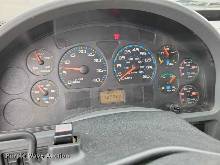 image for item NK9853 2007 International DuraStar 4400 chipper truck