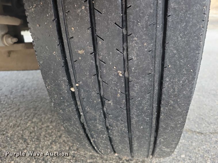 image for item NK9853 2007 International DuraStar 4400 chipper truck