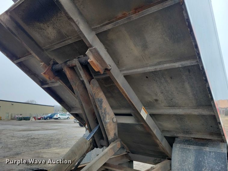 image for item NK9853 2007 International DuraStar 4400 chipper truck