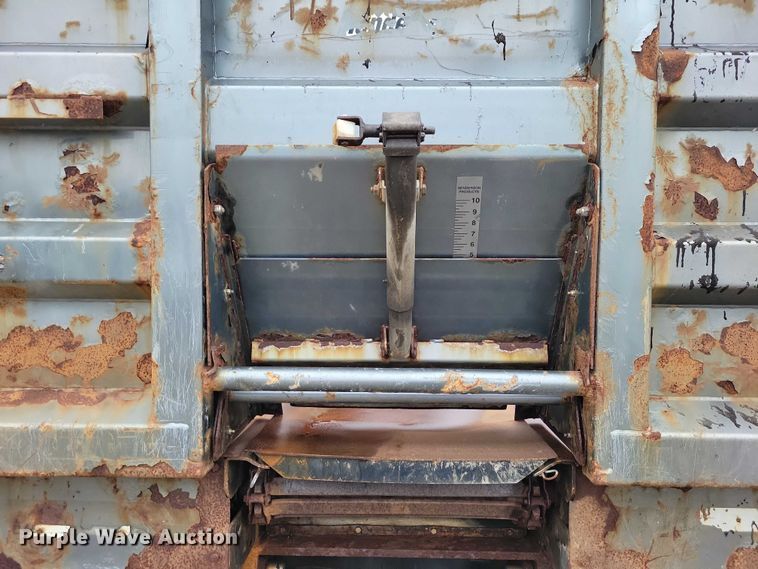 image for item NK9854 2014 Freightliner 108SD dump truck