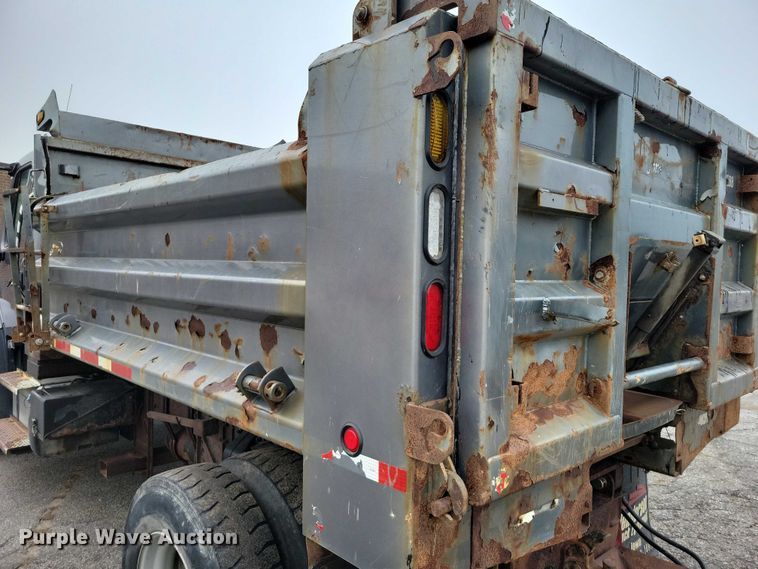 image for item NK9854 2014 Freightliner 108SD dump truck