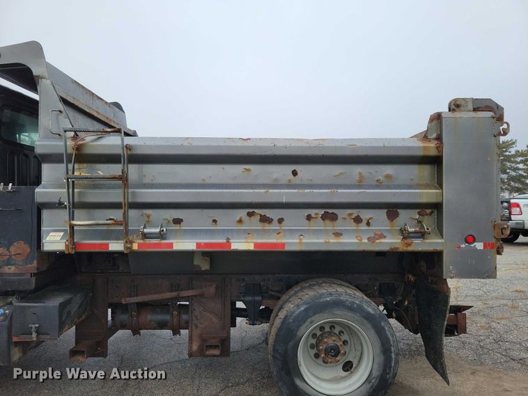 image for item NK9854 2014 Freightliner 108SD dump truck