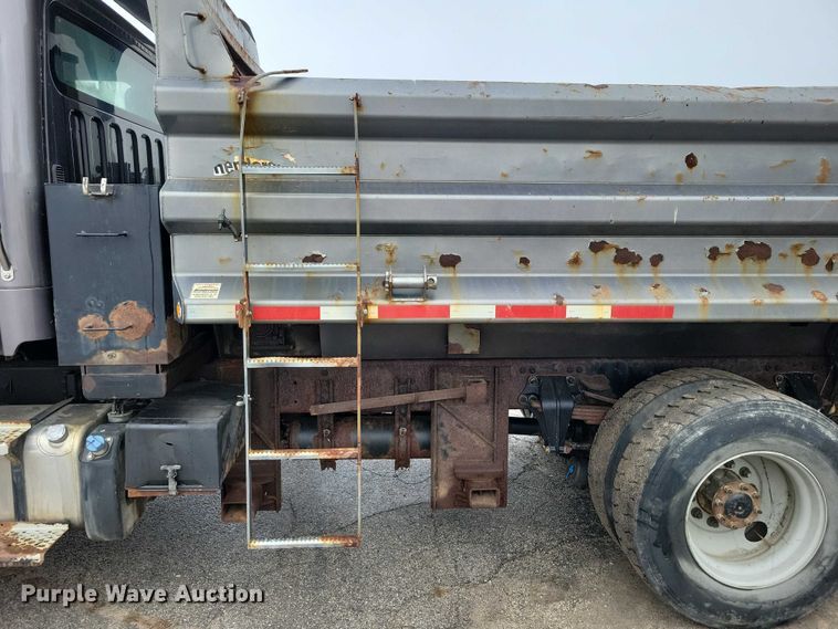 image for item NK9854 2014 Freightliner 108SD dump truck