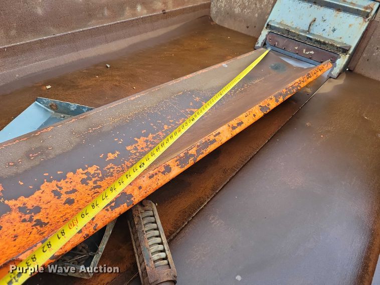 image for item NK9854 2014 Freightliner 108SD dump truck