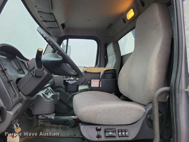 image for item NK9854 2014 Freightliner 108SD dump truck