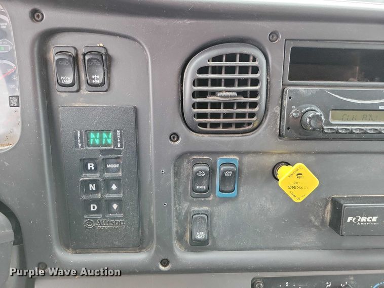 image for item NK9854 2014 Freightliner 108SD dump truck