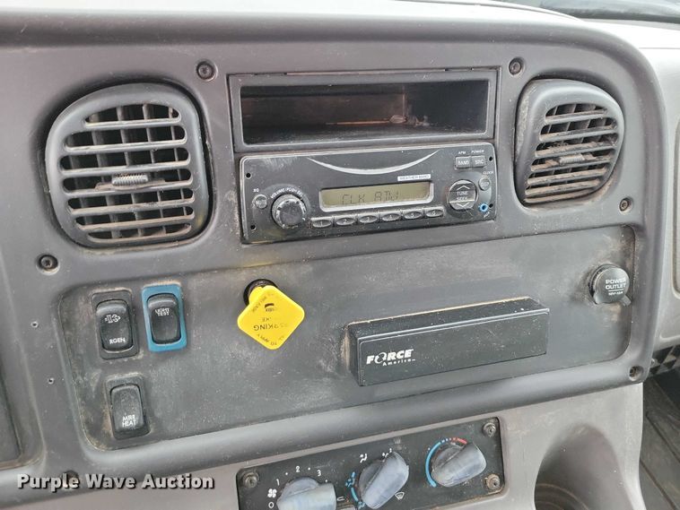 image for item NK9854 2014 Freightliner 108SD dump truck