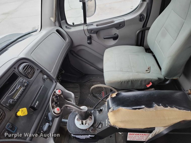 image for item NK9854 2014 Freightliner 108SD dump truck