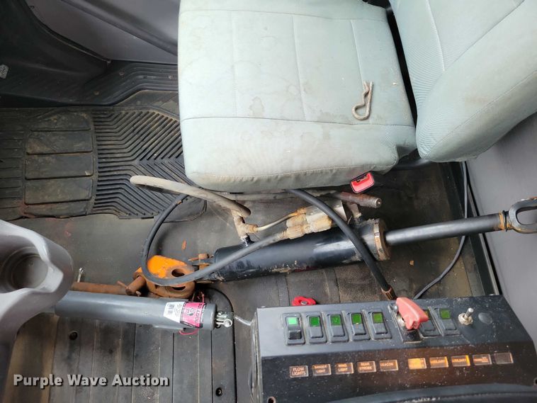 image for item NK9854 2014 Freightliner 108SD dump truck