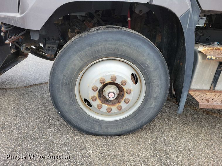 image for item NK9854 2014 Freightliner 108SD dump truck