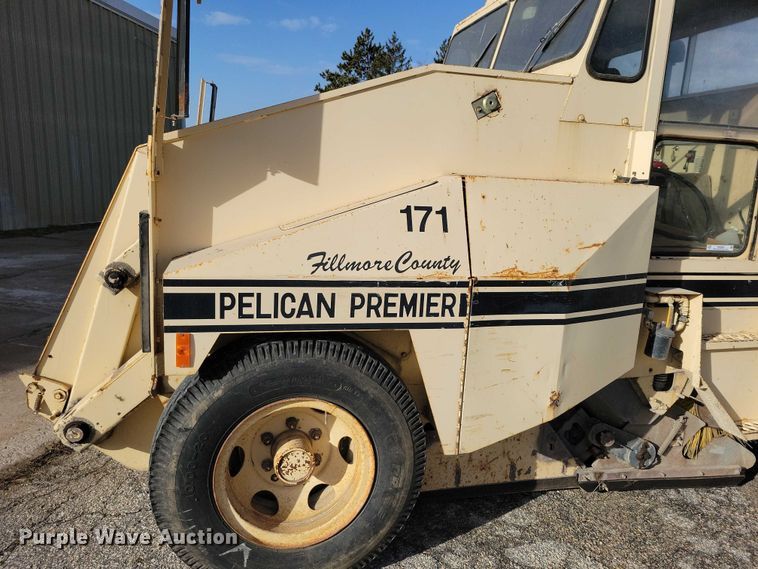 image for item NK9858 1983 Elgin Pelican Premier street sweeper truck
