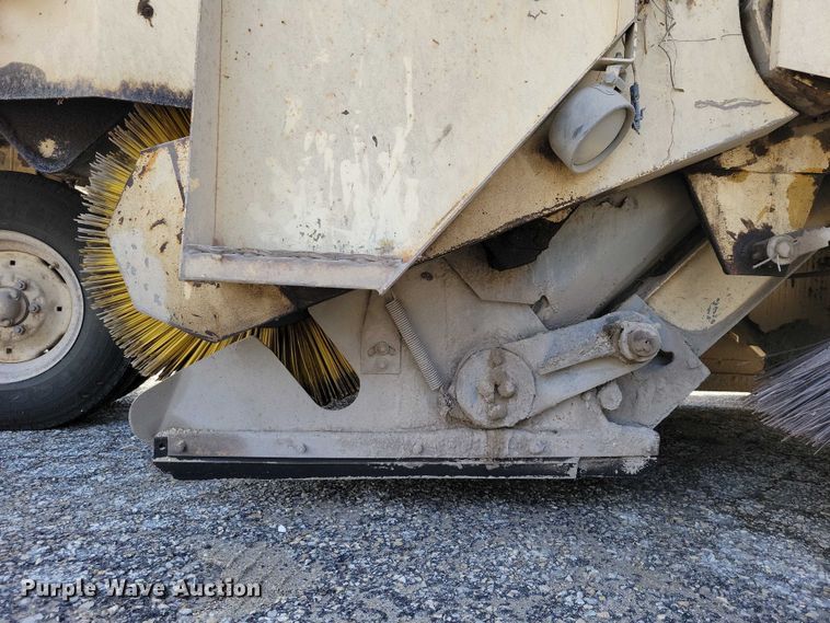 image for item NK9858 1983 Elgin Pelican Premier street sweeper truck