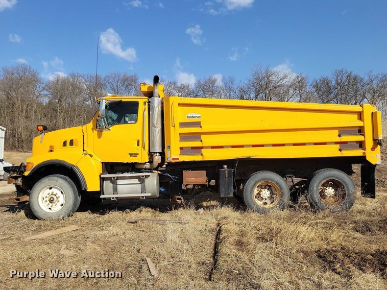 image for item NK9859 2007 Sterling L9500 dump truck