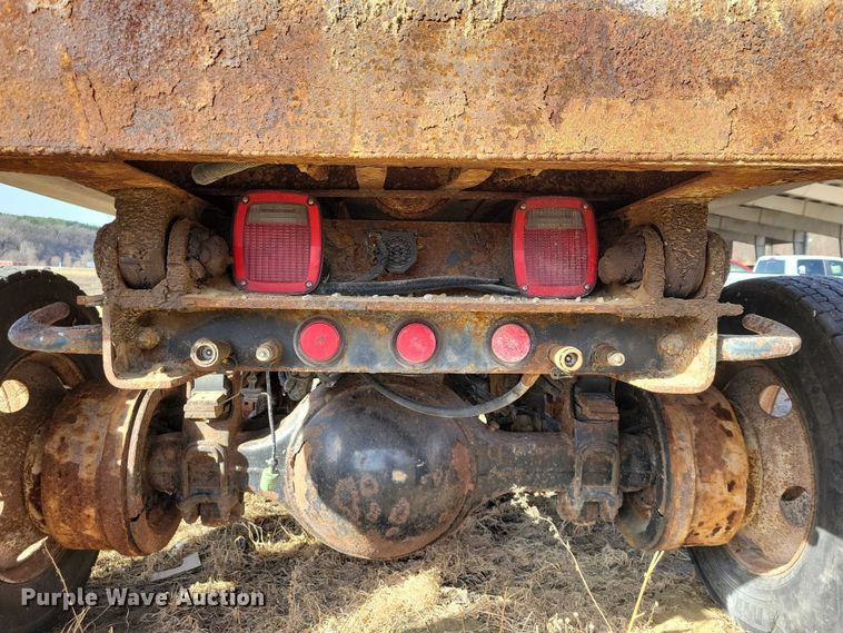 image for item NK9859 2007 Sterling L9500 dump truck